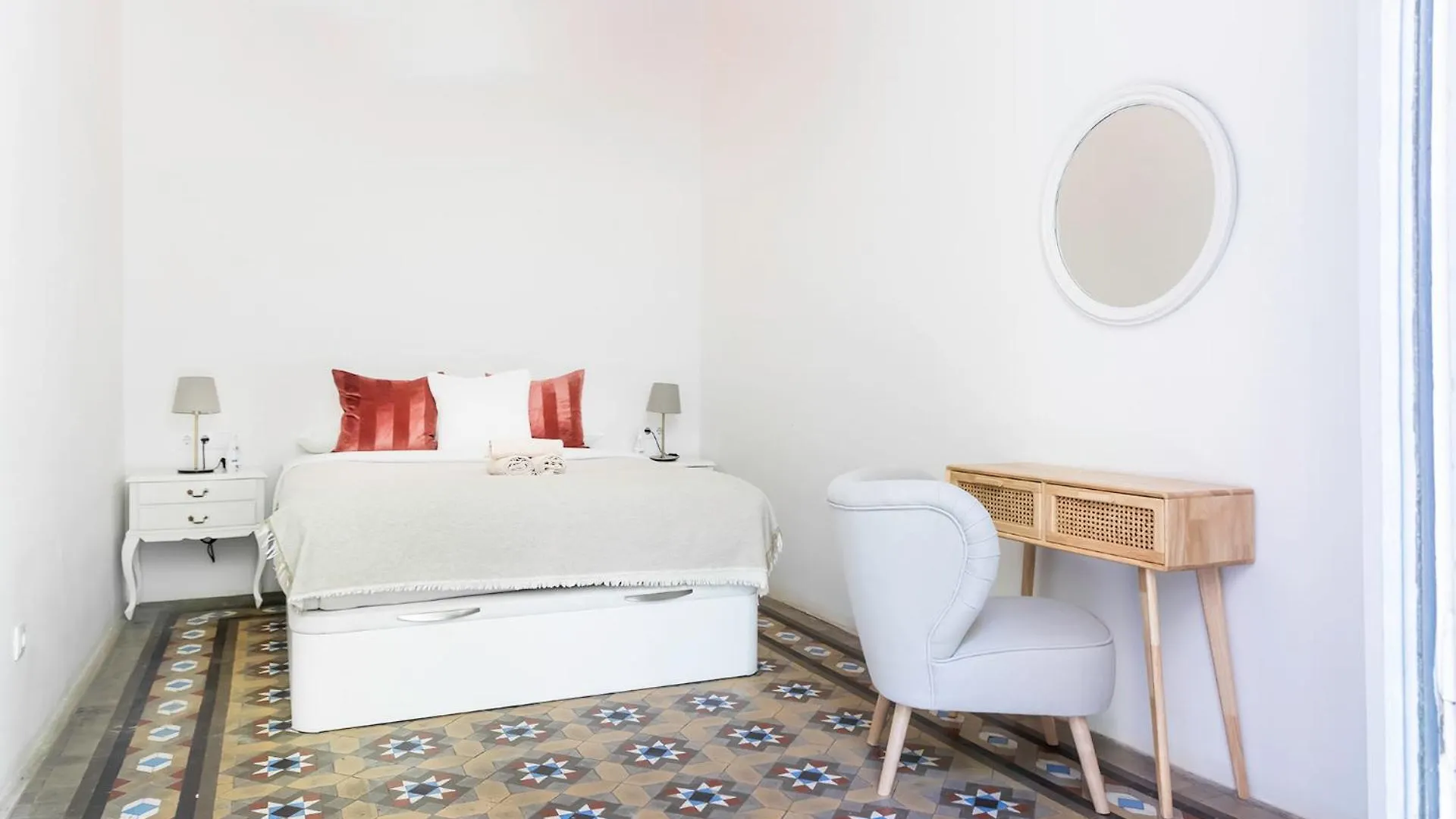 B-Garden Bcn Hostel Barcelona